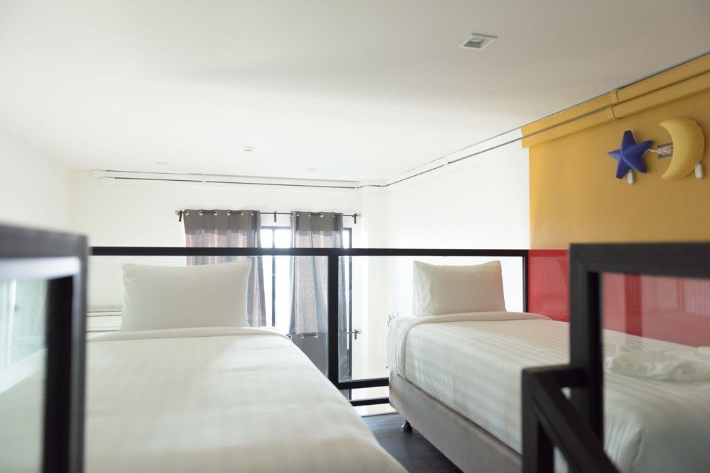 The Xtreme Suites Bangkok Exterior foto